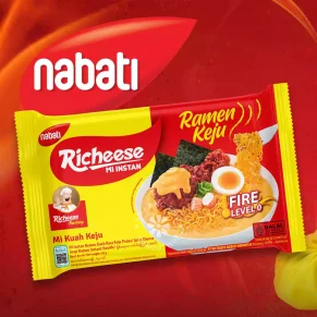 Nabati Richeese Ramen Cheese Fire Level 0 Noodle